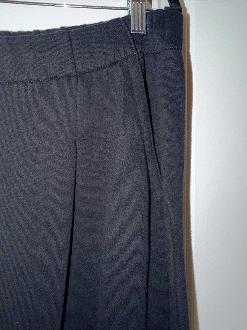 aerie, New Heights Turtleneck Sweatshirt and Fleece Trousers Black, M/L - Picture 10 of 11